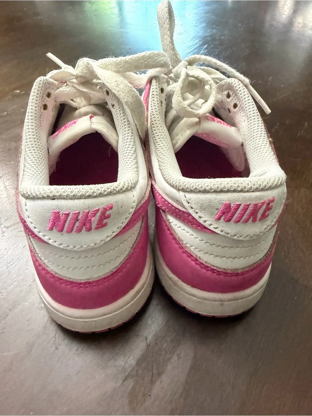Nike Size 3 Youth Sneakers - Picture 4 of 7